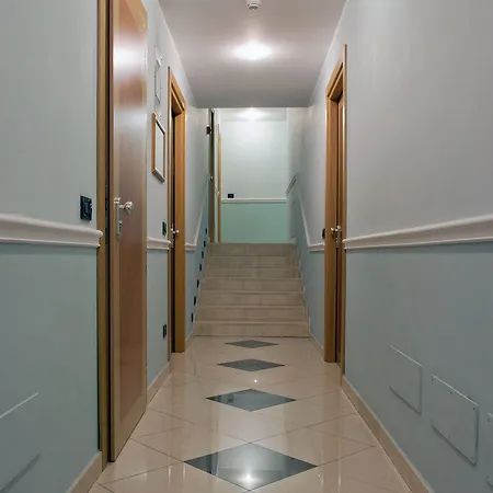 Blue Ribbon 3* Vercelli