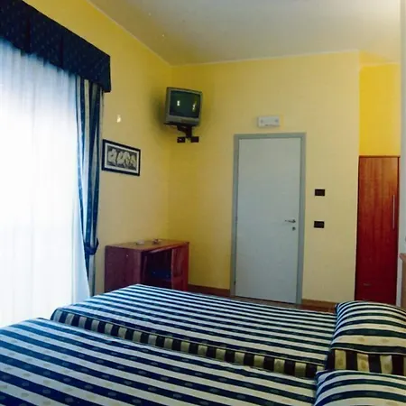 Blue Ribbon Otel 3*