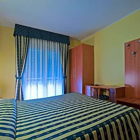 Blue Ribbon Otel