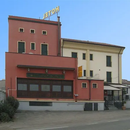 Blue Ribbon Hotel 3*