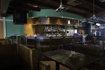 Blue Ribbon فندق فيرتشيلي
