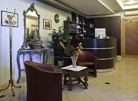 Blue Ribbon Hotel 3*