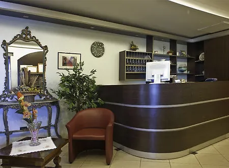 Blue Ribbon 3* Vercelli