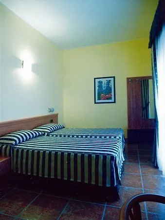 Blue Ribbon Hotel 3*