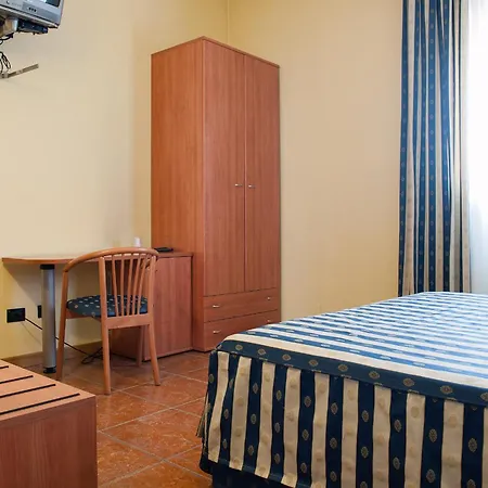 Blue Ribbon Hotel Vercelli