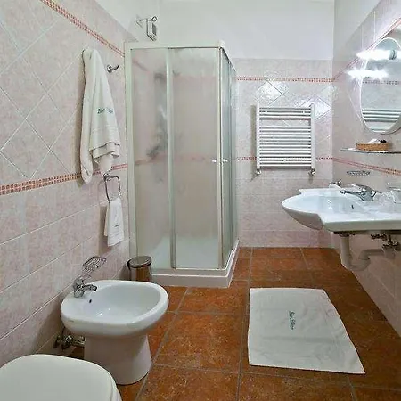 Blue Ribbon Hotel